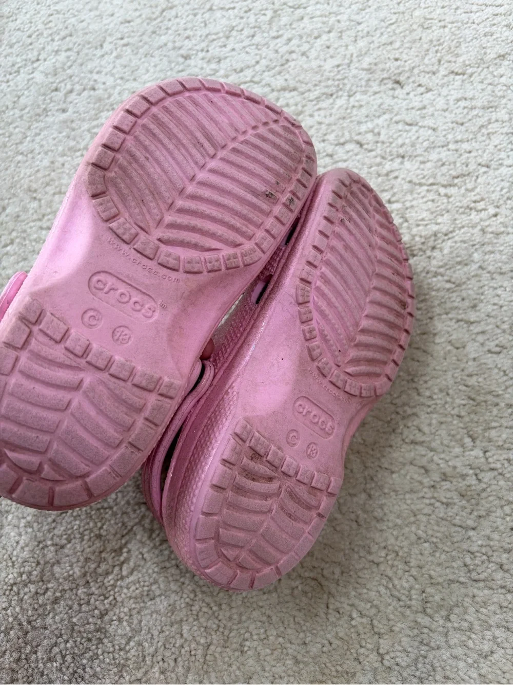 Crocs Little Kid Size 13 Pink Glitter Slip On Clog Sandals with Frozen Jibbitz